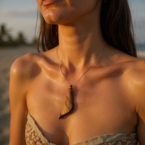 Wooden pendant necklace - Image 2