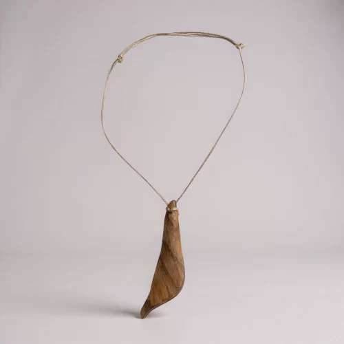 Wooden pendant necklace