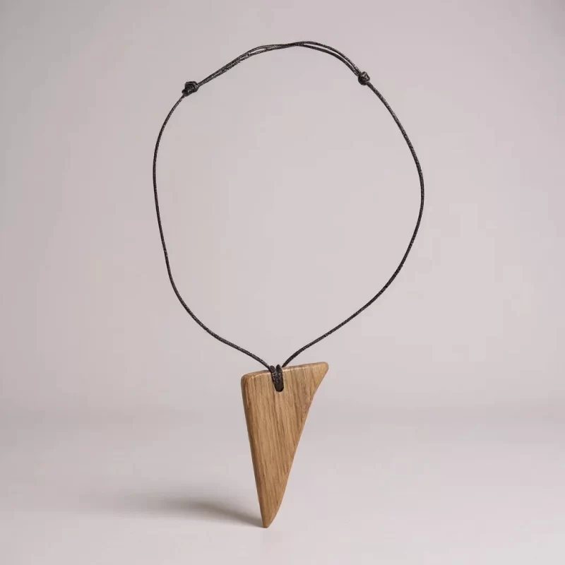Wooden pendant necklace