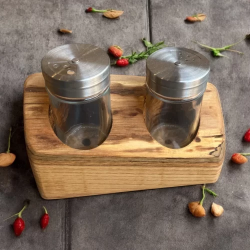 Handcrafted spice rack - Image 2